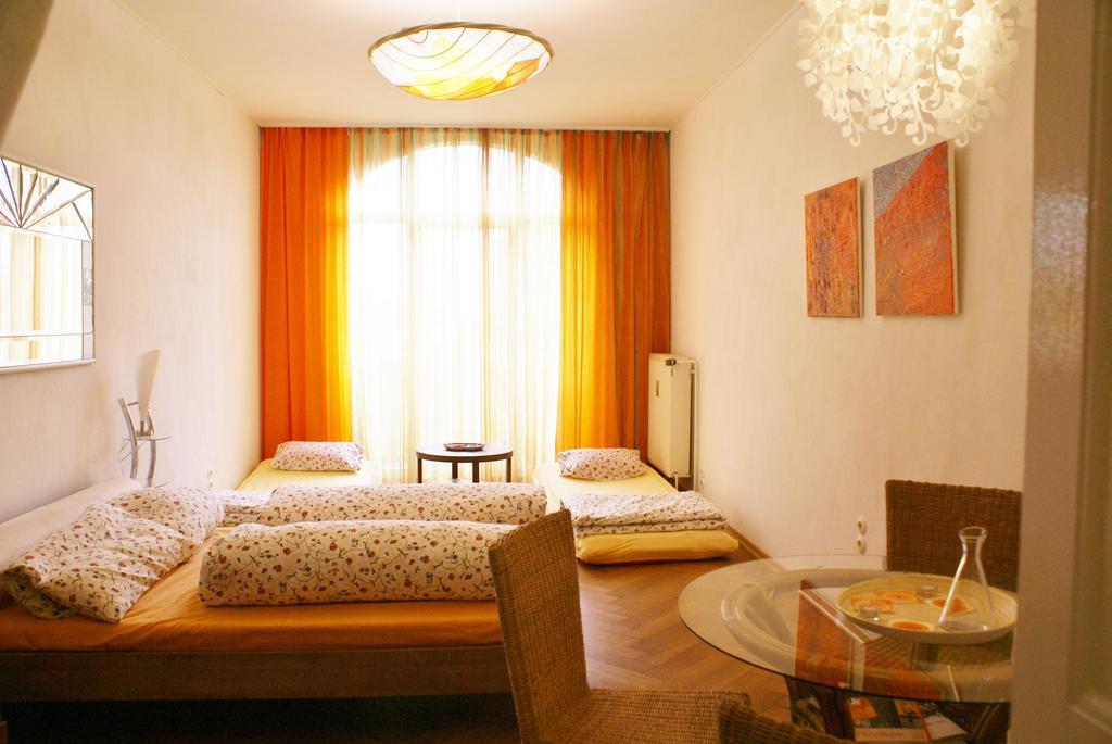 Private Gästezimmer bei Ila Zimmerling Dresda Camera foto